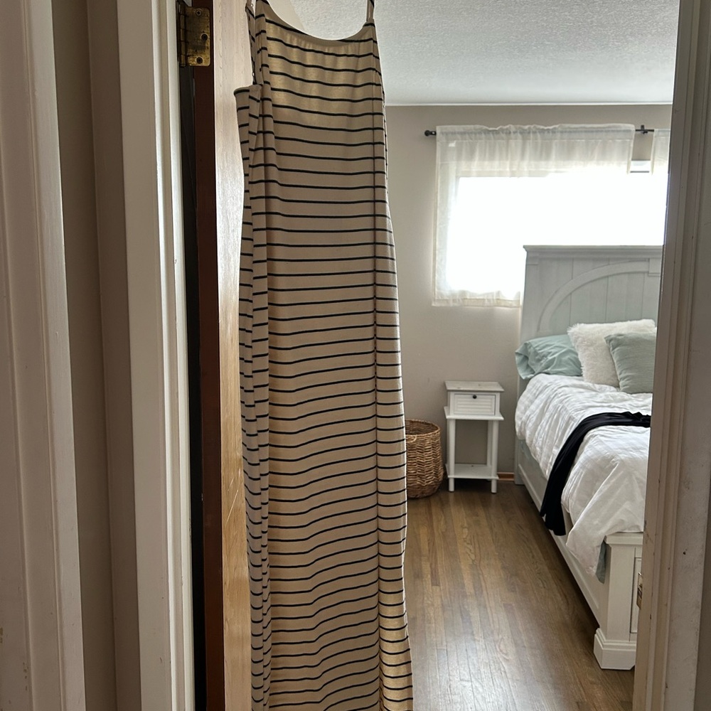 Gilli Cream and Black Striped Midi Dress